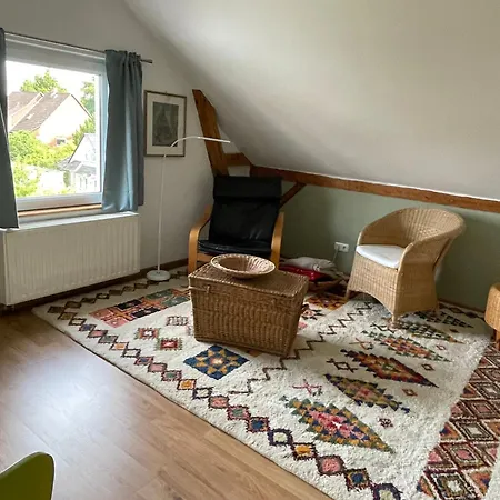 Dachwohnung In Charmanter Stadtvilla In Apartament *