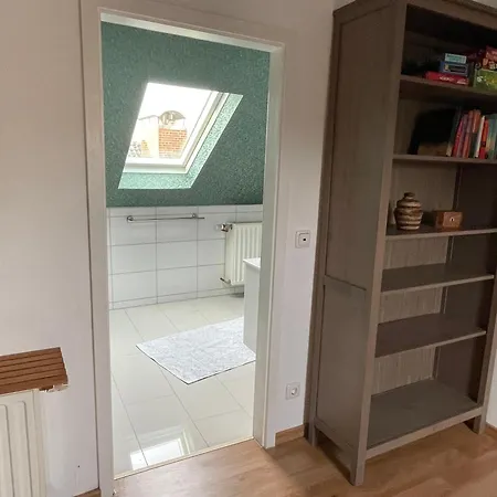 アパート Dachwohnung In Charmanter Stadtvilla In *