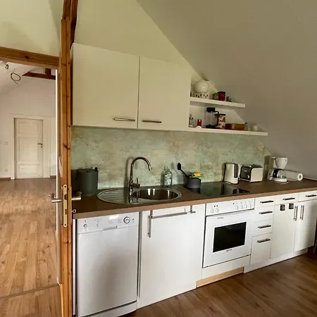 Dachwohnung In Charmanter Stadtvilla In Wunstorf