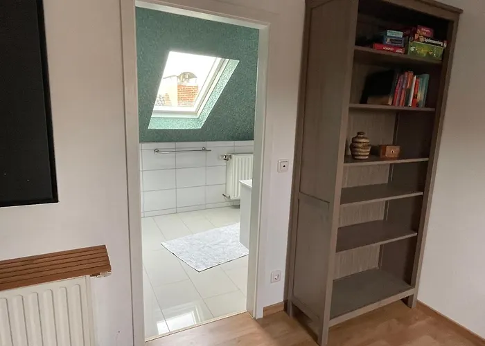 Διαμέρισμα Dachwohnung In Charmanter Stadtvilla In *