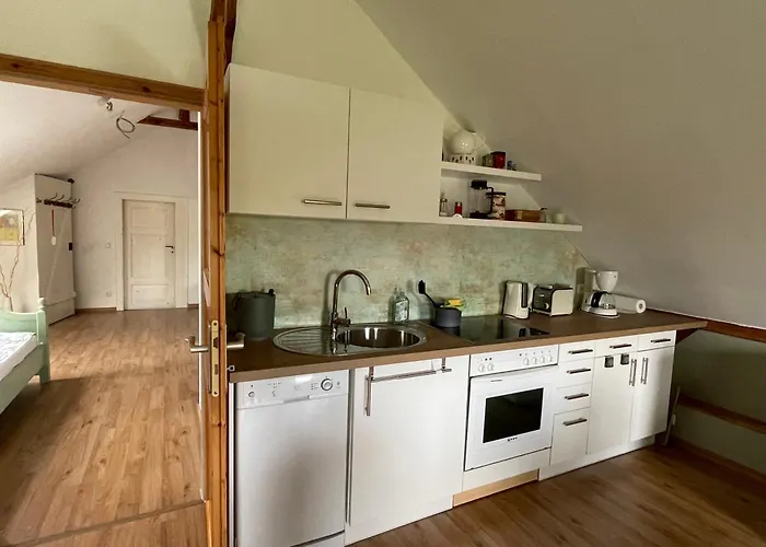 Dachwohnung In Charmanter Stadtvilla In Wunstorf